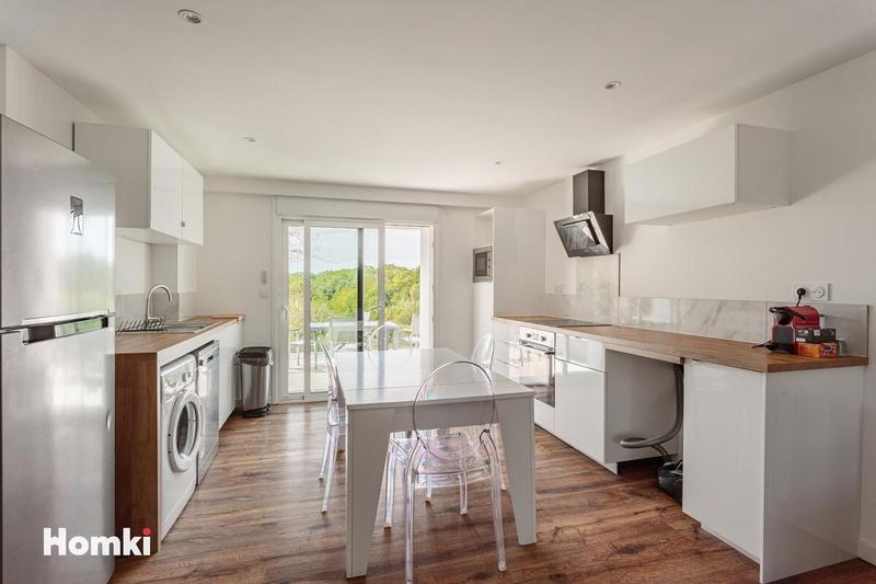 Maison - 160 m² - 7 pièces