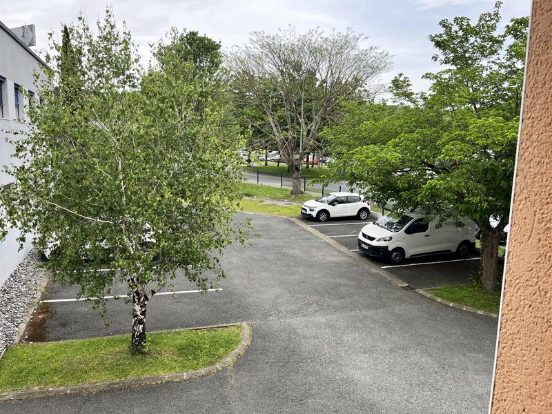 Local d'activités - 1 334 m²