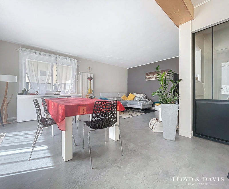 Maison - 142 m² - 5 pièces