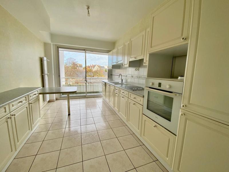 Appartement - 102 m² - 3 pièces