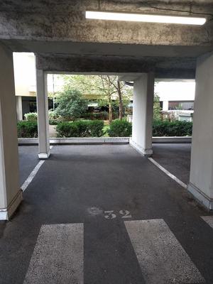 Parking / Garage - 12 m²