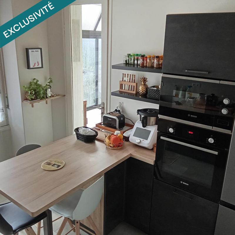 Maison - 200 m² - 9 pièces