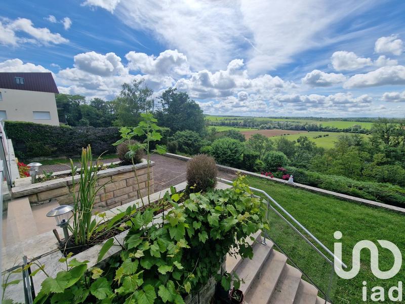 Maison de maîtres - 303 m² - 8 pièces