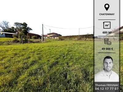 Terrain constructible - 600 m²