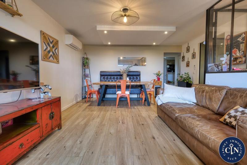 Appartement - 77 m² - 4 pièces