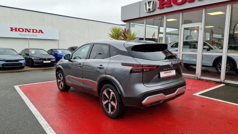 Nissan Qashqai II 1.3 Dig-T 140 Tekna