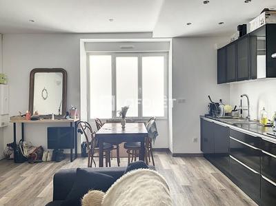 Appartement - 61 m² - 3 pièces