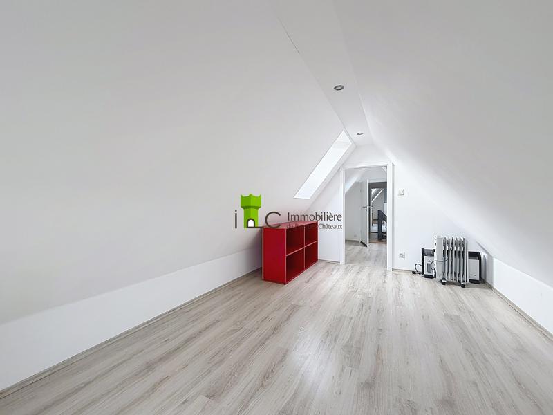 Appartement - 125 m² - 5 pièces