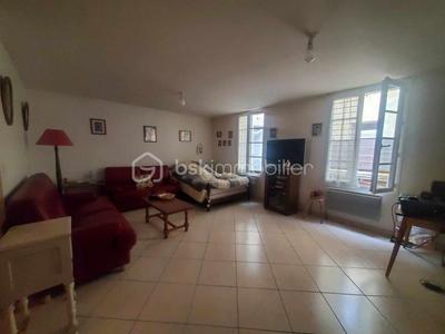 Maison de ville - 250 m² - 10 pièces