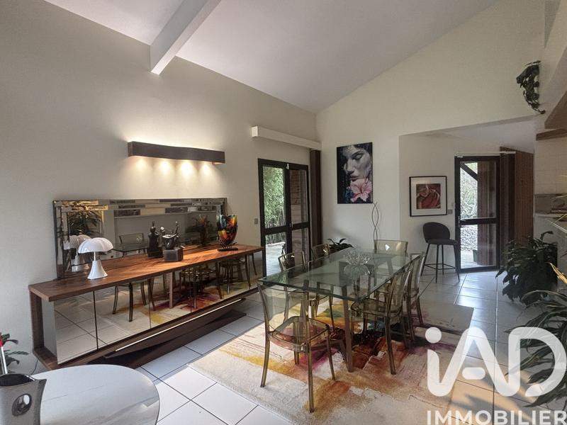 Maison - 175 m² - 5 pièces