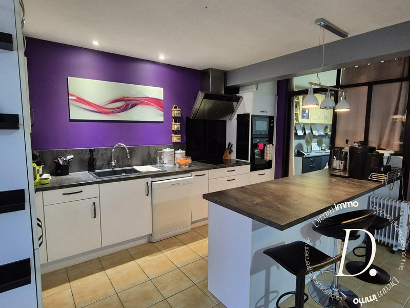 Maison traditionnelle - 120 m² - 6 pièces