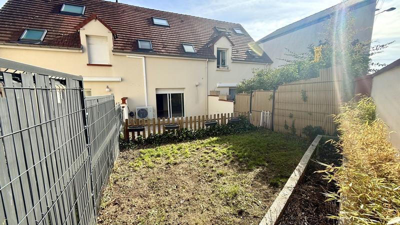 Maison - 92 m² - 5 pièces