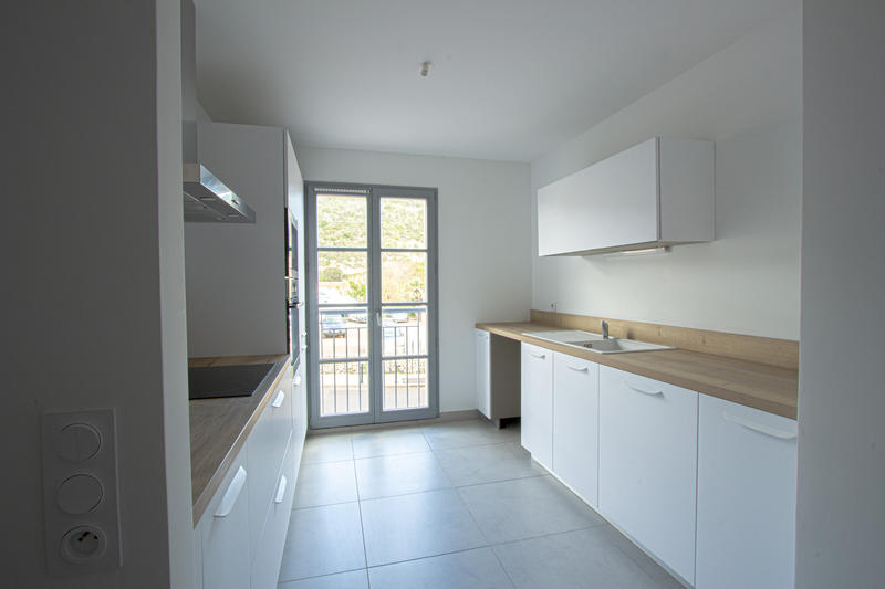 Appartement - 79 m² - 3 pièces