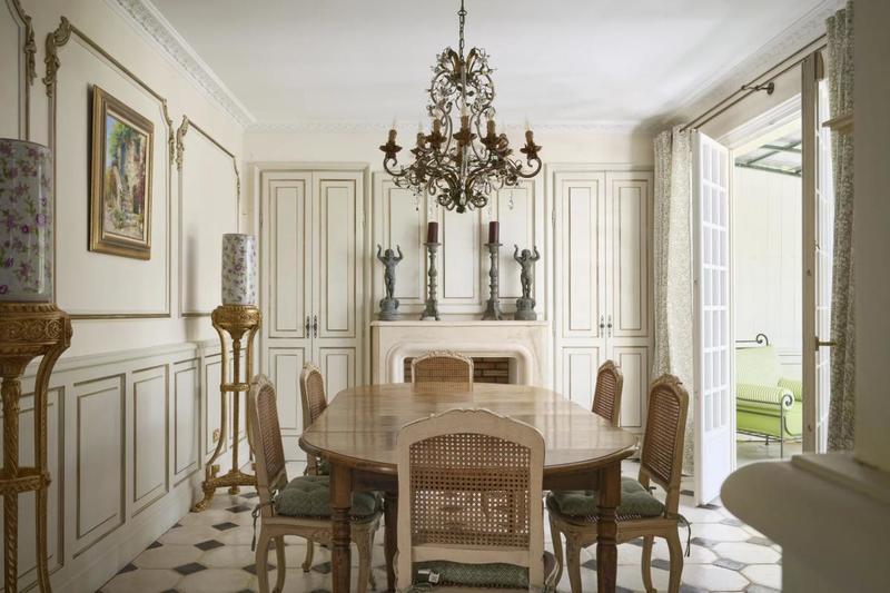 Villa - 350 m² - 7 pièces