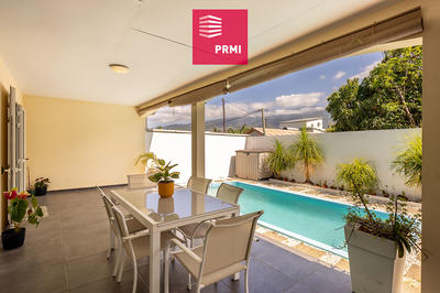 Maison - 135 m² - 5 pièces