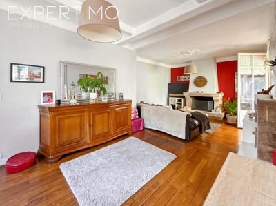 Maison - 135 m² - 6 pièces