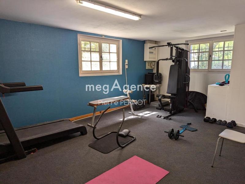 Maison de campagne - 200 m² - 10 pièces