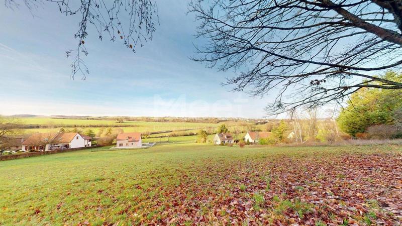 Terrain constructible - 3 134 m²