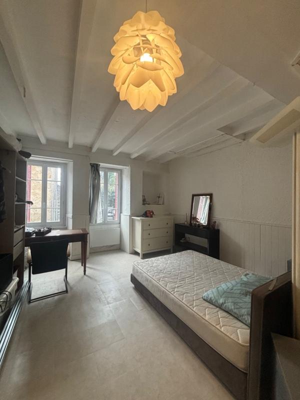 Maison - 104 m² - 4 pièces