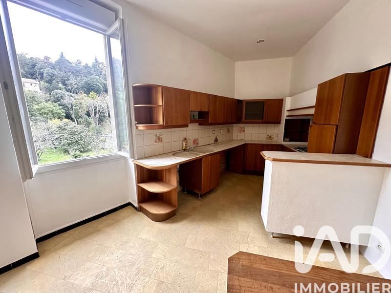 Appartement - 120 m² - 5 pièces