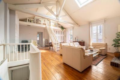 Appartement - 101 m² - 4 pièces