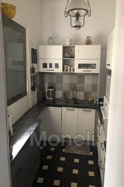 Appartement - 180 m² - 7 pièces