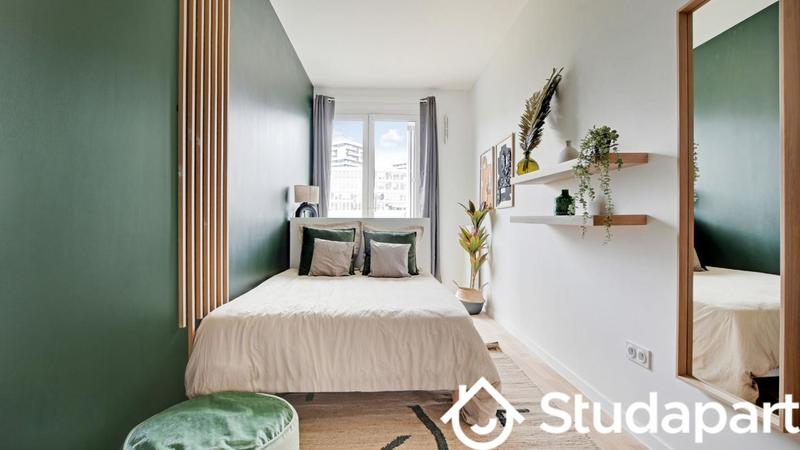 Chambre - 9 m² - 1 pièce