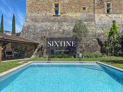 Château - 500 m² - 12 pièces