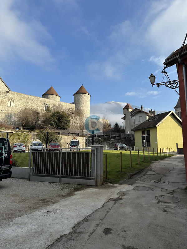 Immeuble - 516 m² - 1 pièce