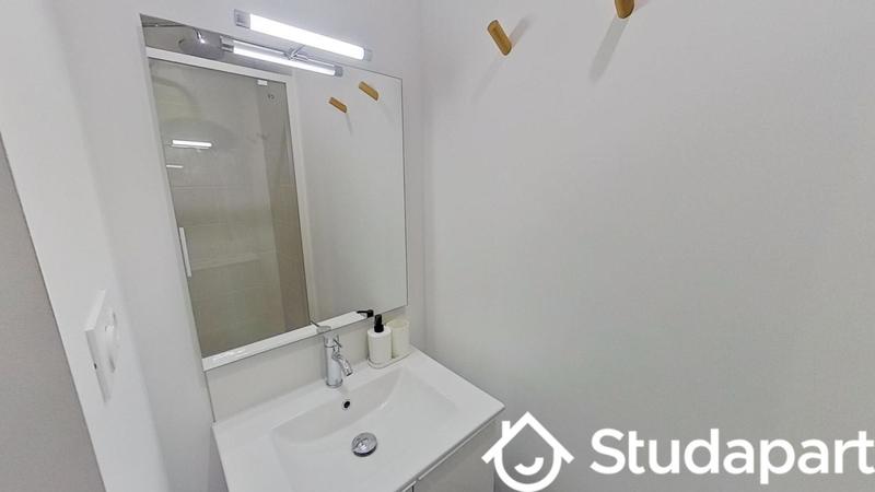 Chambre - 12 m² - 1 pièce