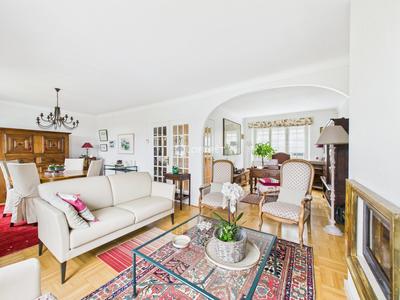 Maison - 122 m² - 5 pièces