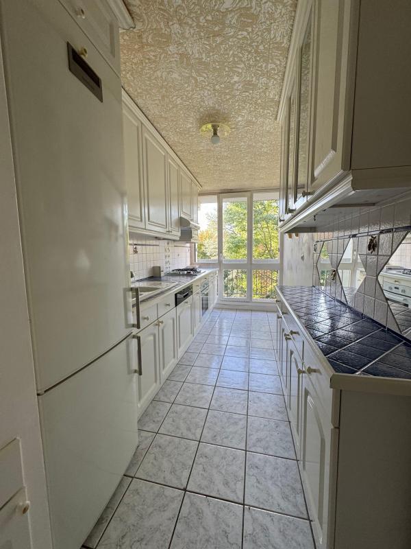 Appartement - 77 m² - 4 pièces