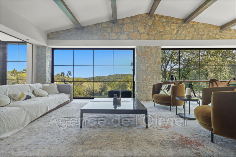 Maison en pierre - 289 m²