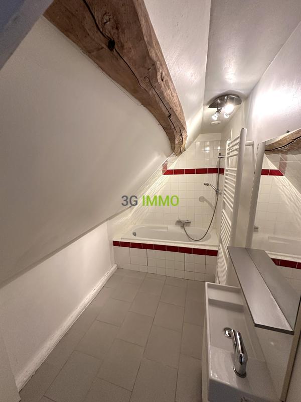 Maison en pierre - 130 m² - 5 pièces