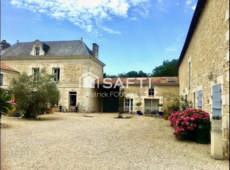 Maison - 640 m² - 11 pièces