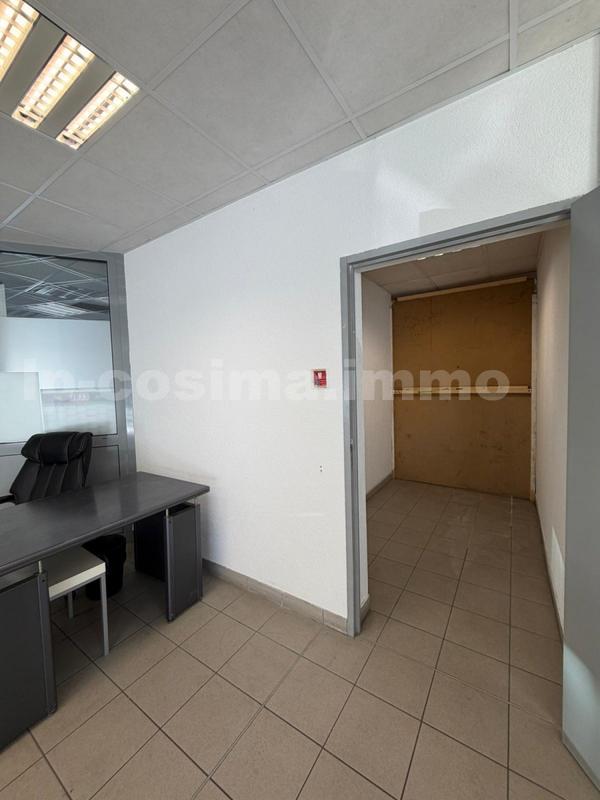 Local commercial - 100 m²