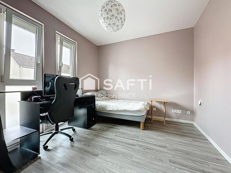 Maison - 100 m² - 6 pièces