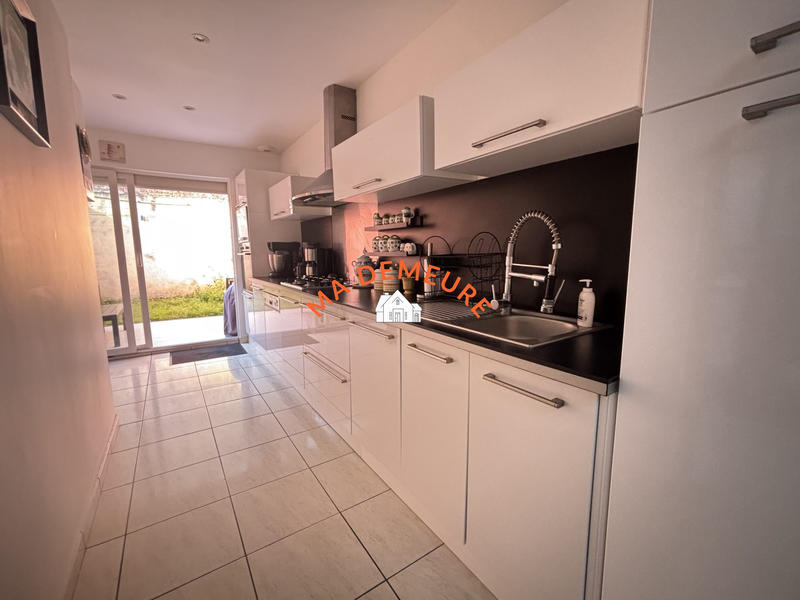 Maison - 108 m² - 6 pièces