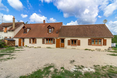 Maison - 202 m² - 8 pièces