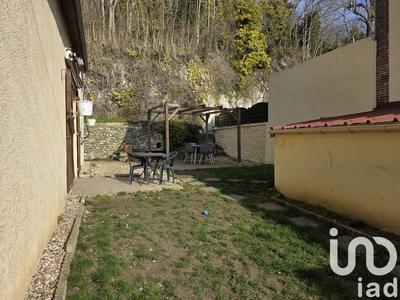 Maison - 77 m² - 6 pièces