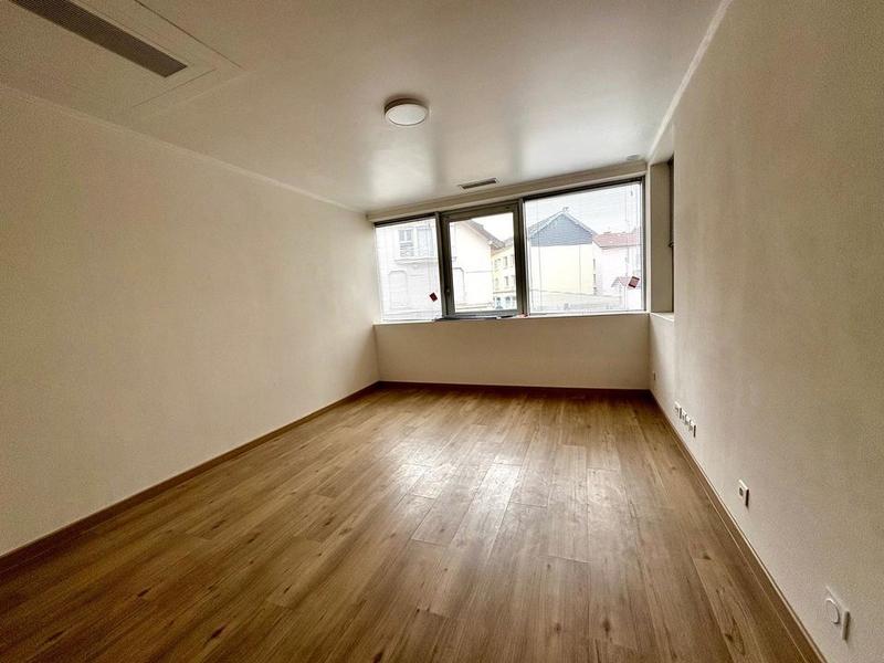 Appartement - 76 m² - 2 pièces
