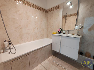 Appartement - 54 m² - 2 pièces