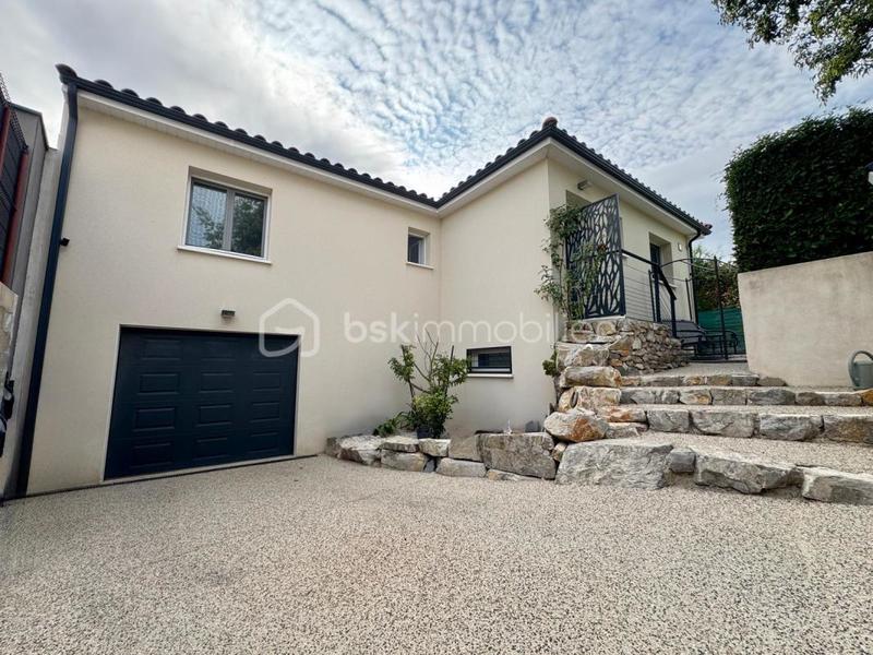 Maison - 86 m² - 5 pièces