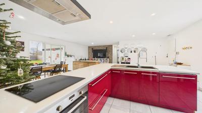 Maison - 141 m² - 7 pièces