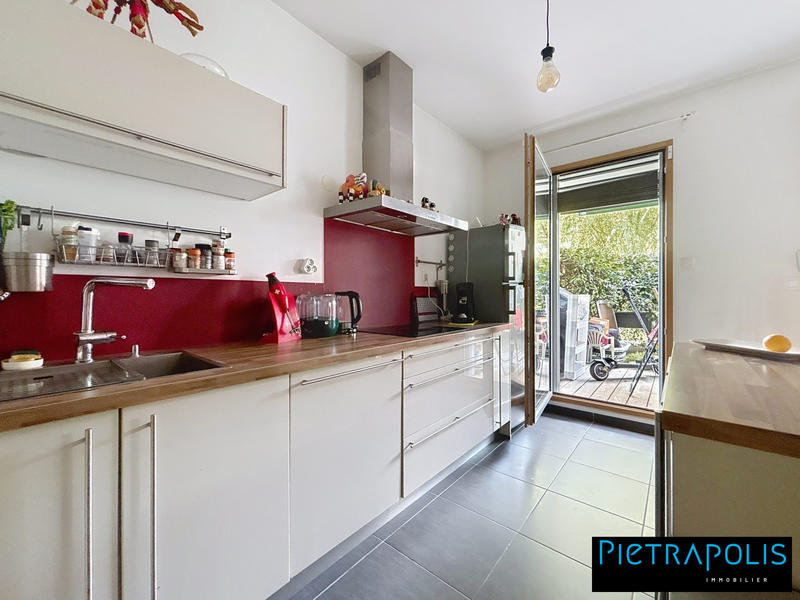 Appartement - 65 m² - 3 pièces