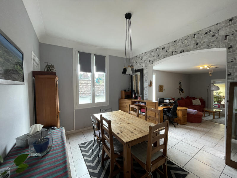 Maison - 197 m² - 7 pièces