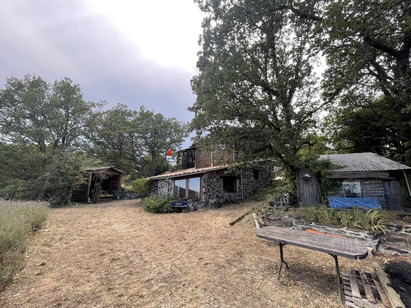 Mas - 90 m² - 9 pièces