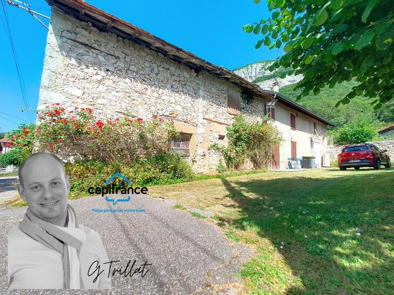 Grange - 140 m² - 2 pièces