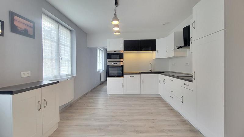 Maison - 102 m² - 4 pièces