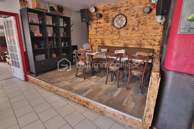 Appartement - 366 m² - 2 pièces